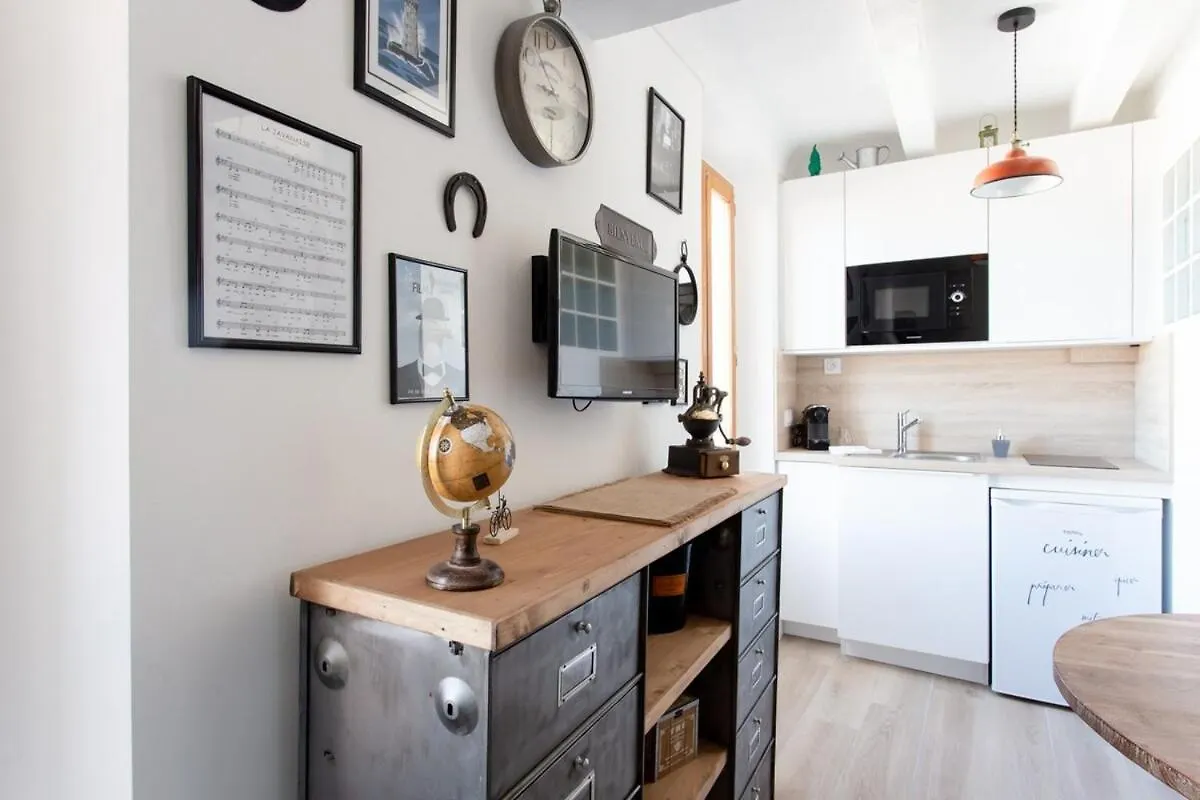 Appartement Savane -Studio Cosy Proche Croisette-Classe 2 Etoiles Cannes