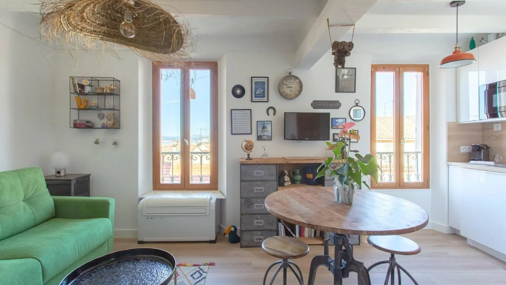 Appartement Savane -Studio Cosy Proche Croisette-Classe 2 Etoiles Cannes France