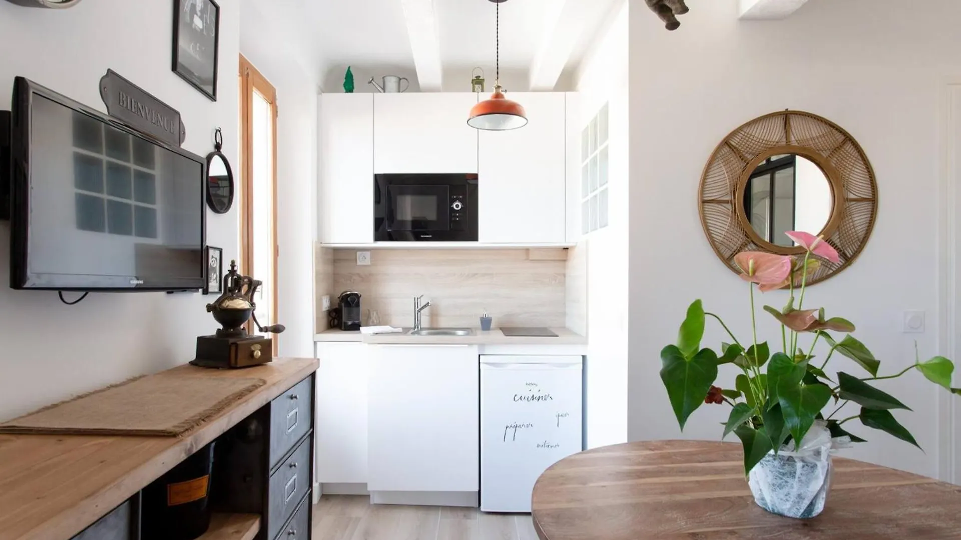 Savane -Studio Cosy Proche Croisette-Classe 2 Etoiles Cannes